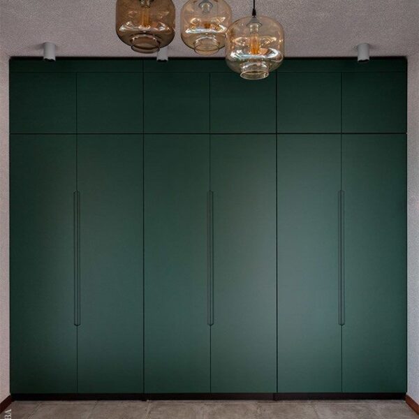 Ντουλάπα "Bleu Line"