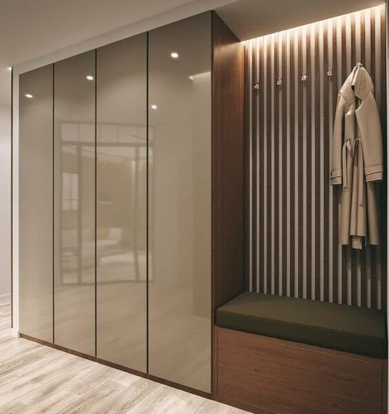 Ντουλάπα "Must"