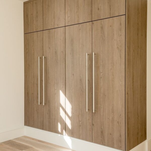 Ντουλάπα "Simple"